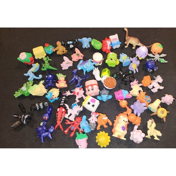 Lot Of 63 Assorted Miniature Animal Character Figures Toys Shopkins - Picture 1 of 9